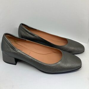 GravityPope silver low heel pumps